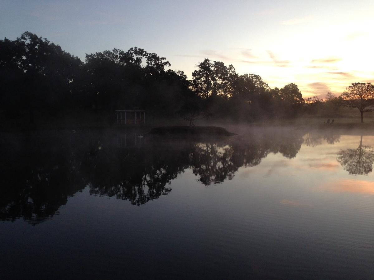 Swan Song Inn Marshfield Luaran gambar
